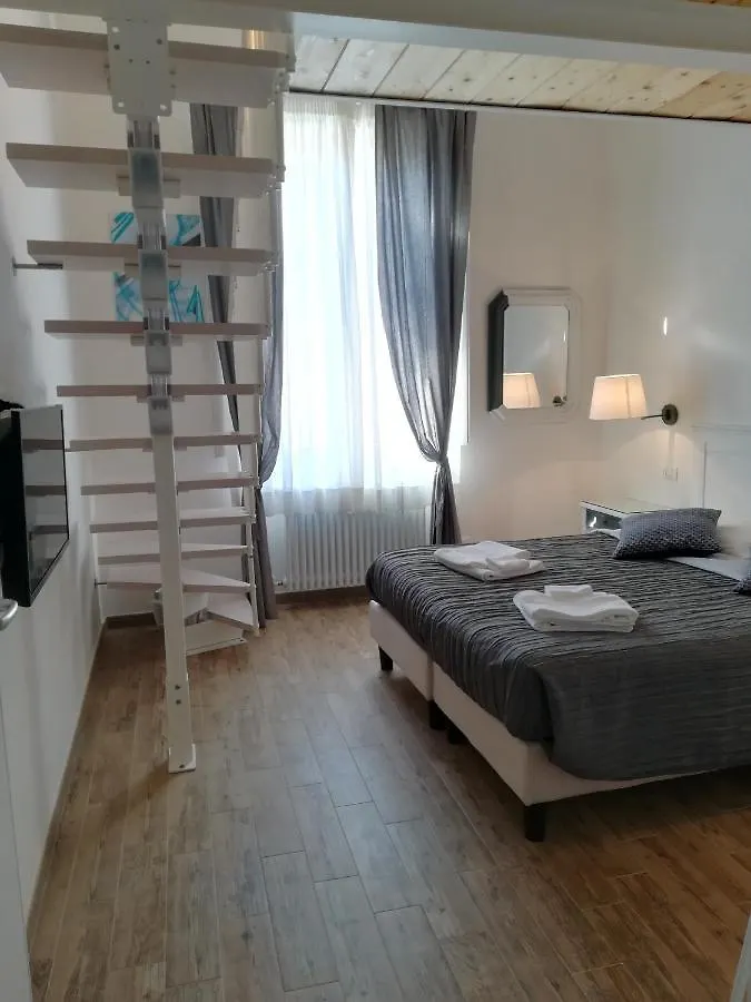 In San Frediano B&B Φλωρεντία