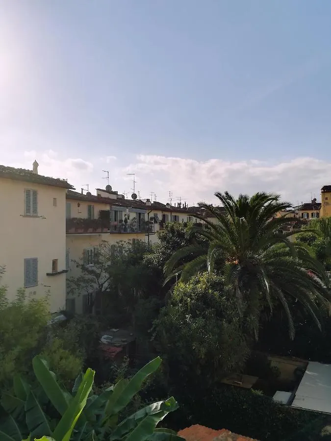 In San Frediano B&B Firenze Italia